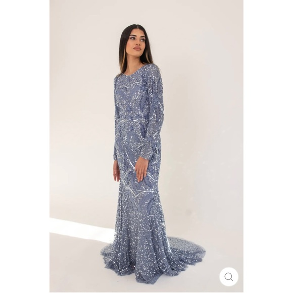 BLUE SILVER SEQUIN EVENING DRESS WITH TRAIL - Picture 2 of 5